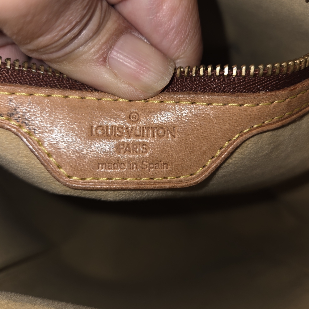 Authentic Louis Vuitton Monogram Looping Shoulder Bag - Picture 13 of 13